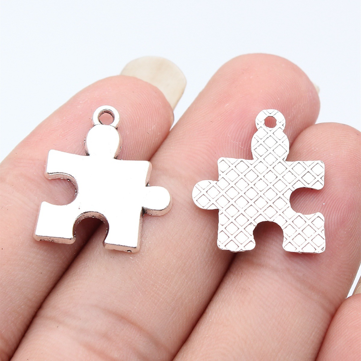 WYSIWYG 10pcs 23x20mm 2 Colors - Vintage Fashion Tumblr 评论和价格