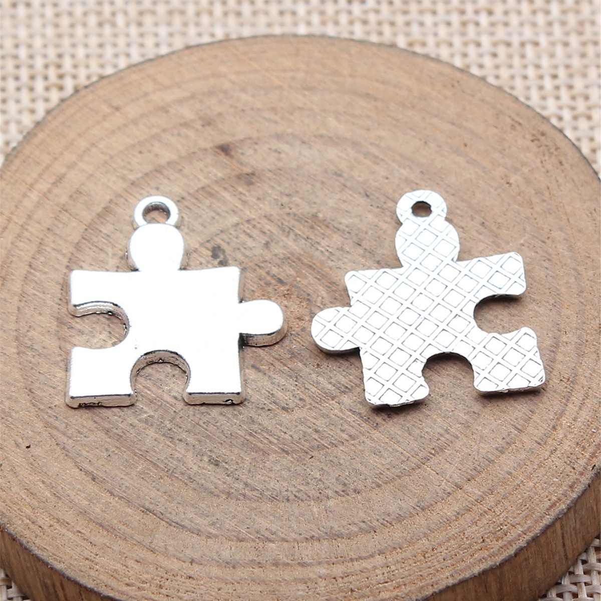 WYSIWYG 10pcs 23x20mm 2 Colors - Vintage Fashion Tumblr 评论和价格